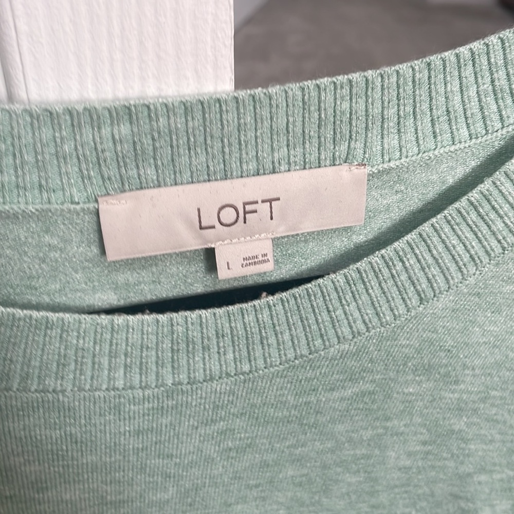 Large Sweater - Large - Picture 3 of 3